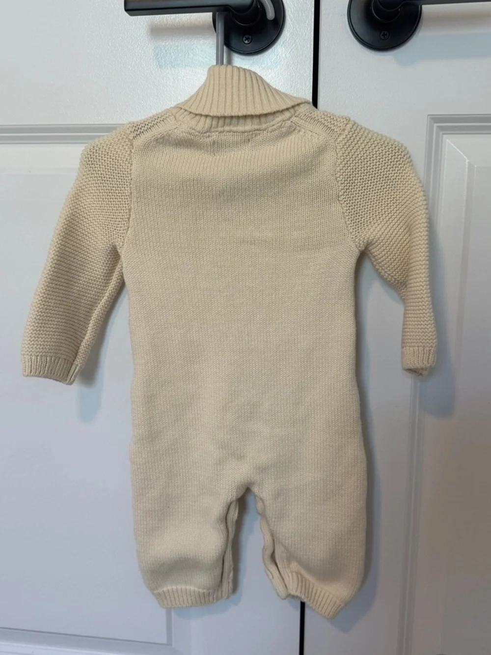 NWOT babyGAP Cream Cable Knit Sweater Romper Size 3-6 months